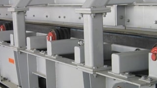 Impact bars and gliders