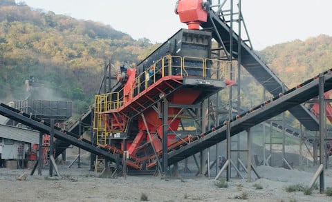 UH312 wheeled cone crusher
