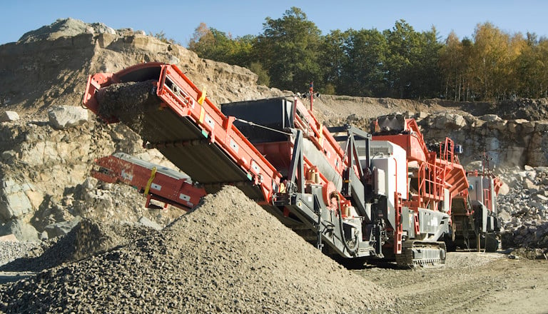 US440i mobile cone crusher