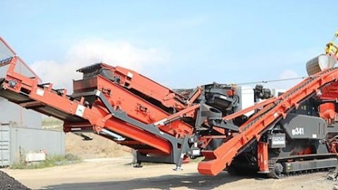 Sandvik QI341 Mobile impact crusher