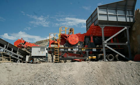 UJ310 jaw crushing unit